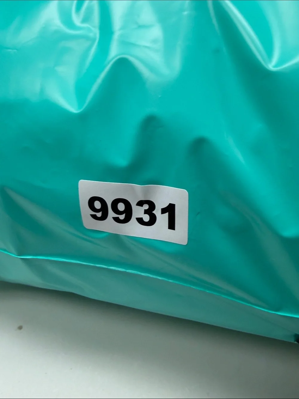 NWT Quince White Premium Down Duck Pillow firm standard 9931